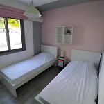 трехкомнатные в жилом комплексе Caesar F14 Flat4 Apartment